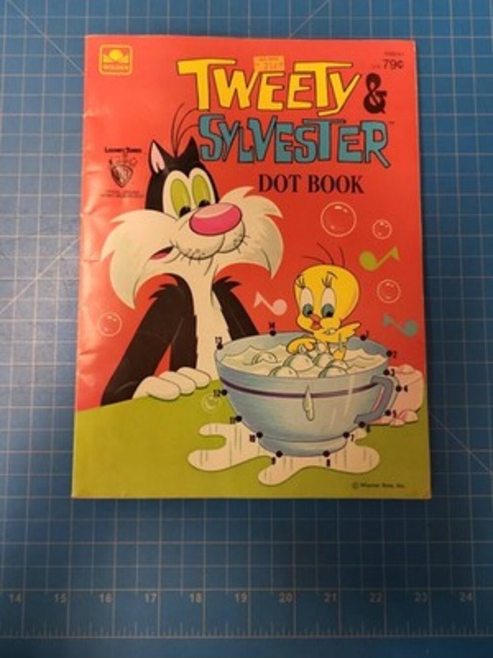 Golden Tweety Sylvester Dot Book Vintage 1977 Looney Tunes Warner Bros Activity